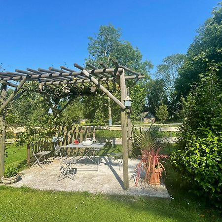 Le Clos Du Val A Loup Bénarville Екстериор снимка