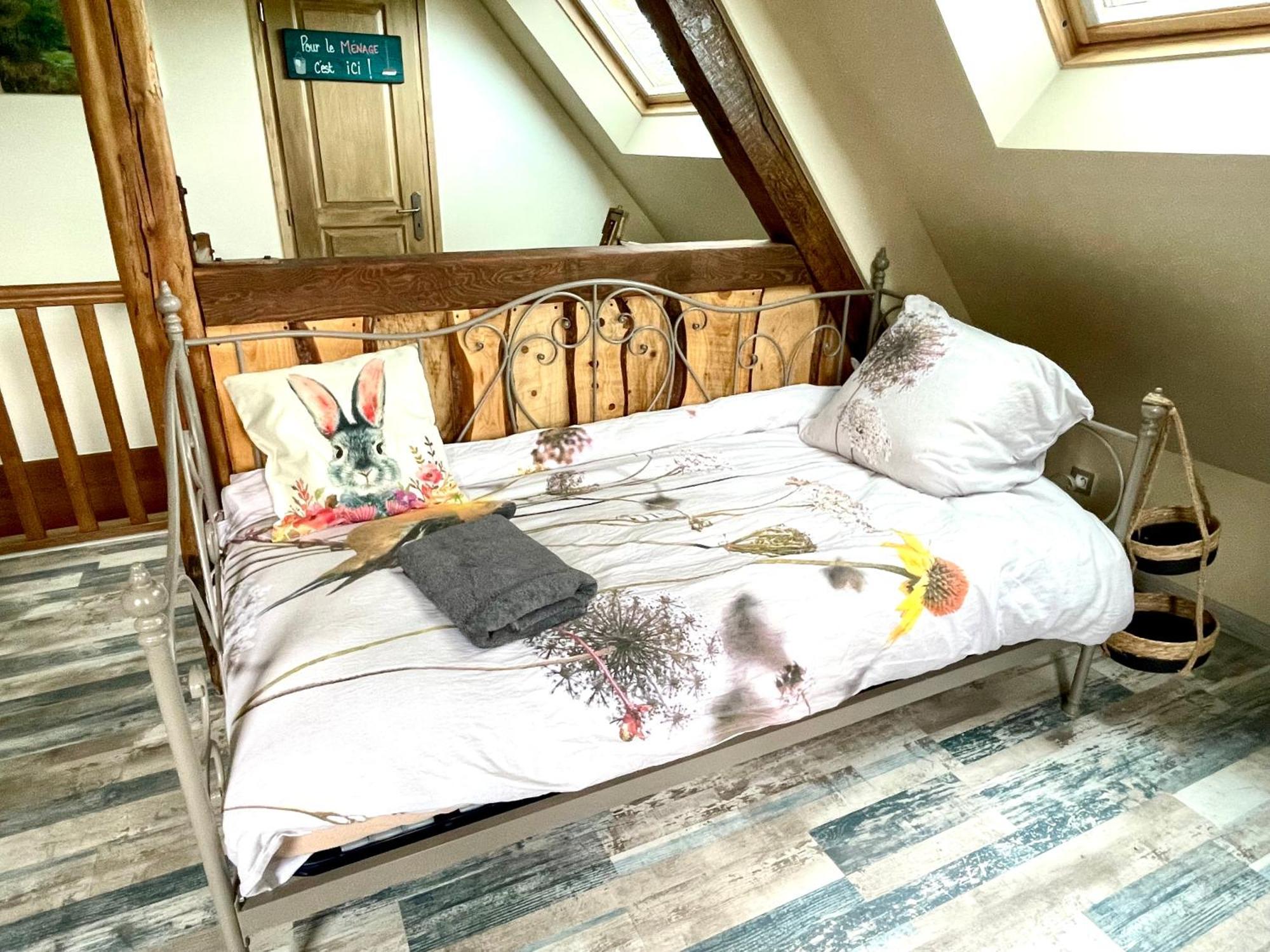 Le Clos Du Val A Loup Bénarville Екстериор снимка