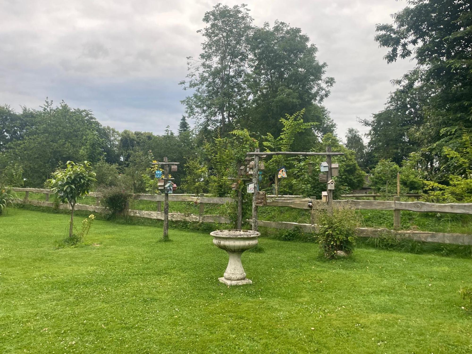 Le Clos Du Val A Loup Bénarville Екстериор снимка